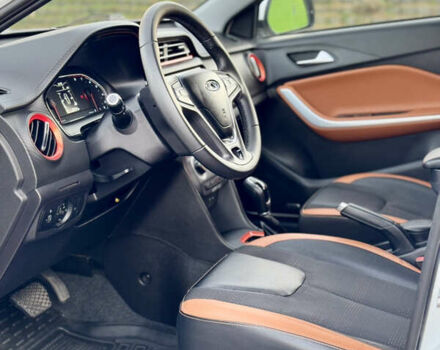 Білий Чері Tiggo 2, об'ємом двигуна 1.5 л та пробігом 33 тис. км за 9500 $, фото 16 на Automoto.ua