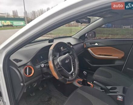 Белый Чери Tiggo 2, объемом двигателя 1.5 л и пробегом 39 тыс. км за 8800 $, фото 9 на Automoto.ua