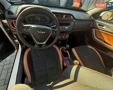 Білий Чері Tiggo 2, об'ємом двигуна 1.5 л та пробігом 22 тис. км за 8900 $, фото 20 на Automoto.ua