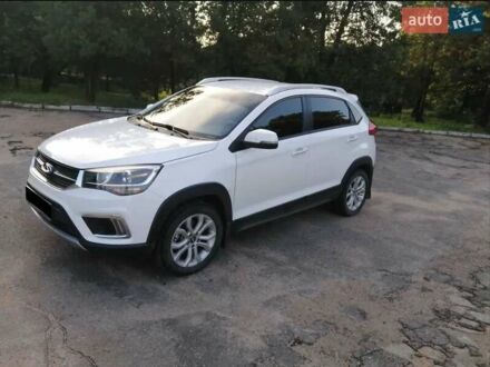 Чері Tiggo 2 2017 у Кропивницькому (Кіровограді) на Automoto.ua Білий Чері Tiggo 2, об'ємом двигуна 1.5 л та пробігом 56 тис. км за 8400 $, фото 1 на Automoto.ua