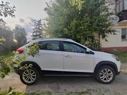 Чери Tiggo 2 2020 в Киеве на Automoto.ua Белый Чери Tiggo 2, объемом двигателя 1.5 л и пробегом 95 тыс. км за 10900 $, фото 1 на Automoto.ua