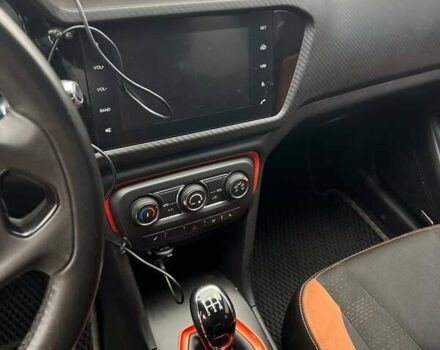 Бежевый Чери Tiggo 2, объемом двигателя 1.5 л и пробегом 75 тыс. км за 8000 $, фото 11 на Automoto.ua