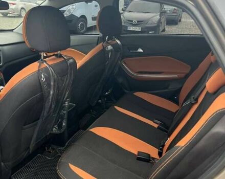 Бежевый Чери Tiggo 2, объемом двигателя 1.5 л и пробегом 75 тыс. км за 8000 $, фото 8 на Automoto.ua