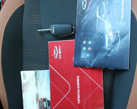 Черный Чери Tiggo 2, объемом двигателя 1.5 л и пробегом 19 тыс. км за 9390 $, фото 110 на Automoto.ua