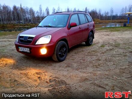 Красный Чери Tiggo 2, объемом двигателя 2 л и пробегом 247 тыс. км за 3500 $, фото 1 на Automoto.ua