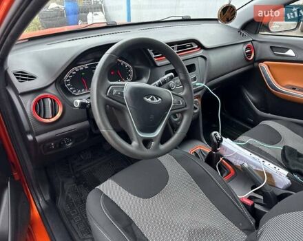 Помаранчевий Чері Tiggo 2, об'ємом двигуна 1.5 л та пробігом 53 тис. км за 7250 $, фото 3 на Automoto.ua