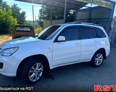 Белый Чери Tiggo 3, объемом двигателя 1.8 л и пробегом 76 тыс. км за 5500 $, фото 8 на Automoto.ua