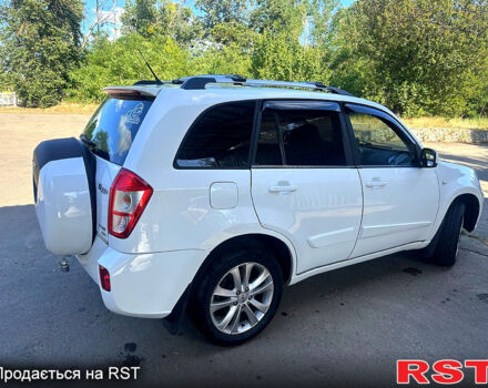 Белый Чери Tiggo 3, объемом двигателя 1.8 л и пробегом 76 тыс. км за 5500 $, фото 3 на Automoto.ua