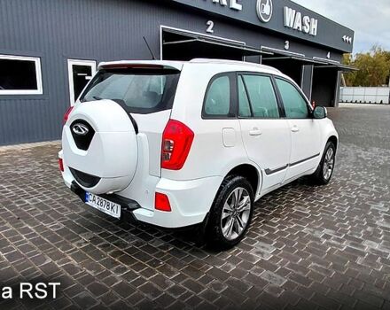 Белый Чери Tiggo 3, объемом двигателя 1.6 л и пробегом 185 тыс. км за 5200 $, фото 3 на Automoto.ua