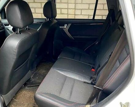 Белый Чери Tiggo 3, объемом двигателя 1.6 л и пробегом 90 тыс. км за 4700 $, фото 3 на Automoto.ua