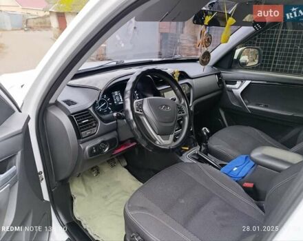 Білий Чері Tiggo 3, об'ємом двигуна 1.6 л та пробігом 87 тис. км за 9100 $, фото 4 на Automoto.ua