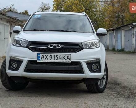 Белый Чери Tiggo 3, объемом двигателя 1.6 л и пробегом 44 тыс. км за 8500 $, фото 6 на Automoto.ua