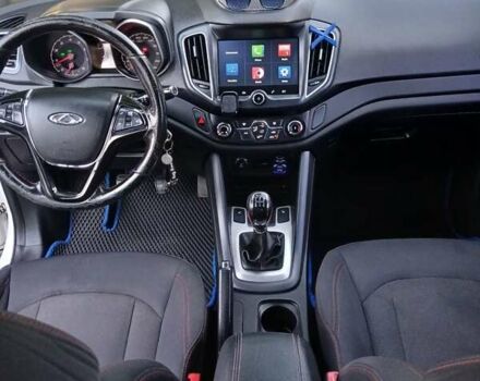 Чери Tiggo 5 2018 в Киеве на Automoto.ua Белый Чери Tiggo 5, объемом двигателя 1.97 л и пробегом 137 тыс. км за 8500 $, фото 5 на Automoto.ua