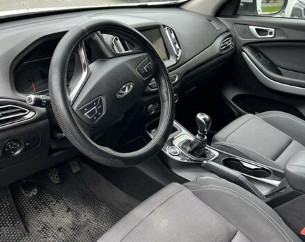Білий Чері Tiggo 7, об'ємом двигуна 1.5 л та пробігом 145 тис. км за 8000 $, фото 6 на Automoto.ua