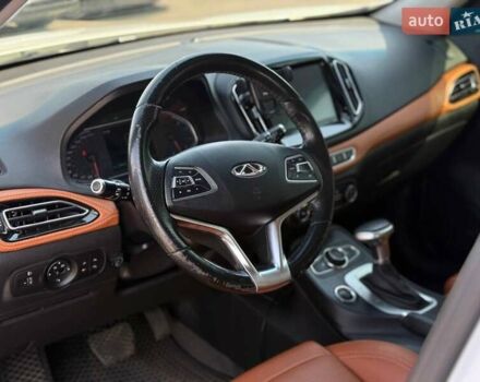 Белый Чери Tiggo 7, объемом двигателя 1.5 л и пробегом 99 тыс. км за 11500 $, фото 8 на Automoto.ua