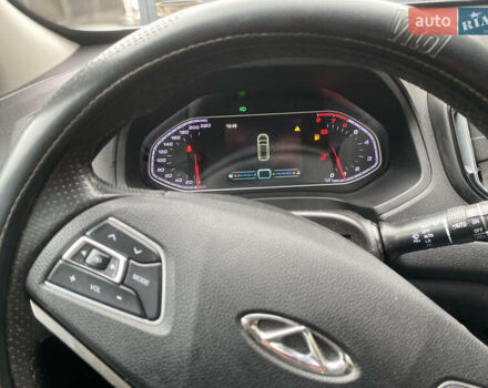 Білий Чері Tiggo 7, об'ємом двигуна 1.5 л та пробігом 145 тис. км за 8000 $, фото 15 на Automoto.ua