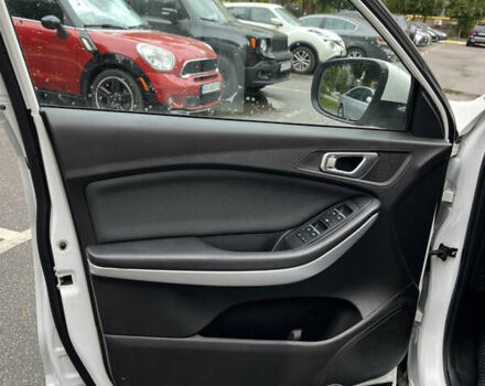 Білий Чері Tiggo 7, об'ємом двигуна 1.5 л та пробігом 145 тис. км за 8000 $, фото 10 на Automoto.ua