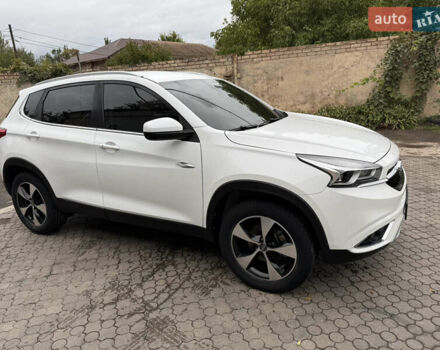Білий Чері Tiggo 7, об'ємом двигуна 1.5 л та пробігом 80 тис. км за 9900 $, фото 1 на Automoto.ua