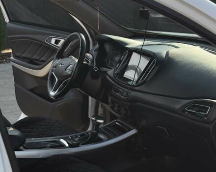 Білий Чері Tiggo 7, об'ємом двигуна 1.5 л та пробігом 29 тис. км за 12900 $, фото 5 на Automoto.ua