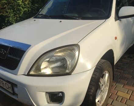 Белый Чери Тигго, объемом двигателя 2 л и пробегом 160 тыс. км за 3900 $, фото 1 на Automoto.ua