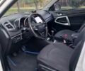 Белый Чери Тигго, объемом двигателя 2 л и пробегом 136 тыс. км за 9500 $, фото 6 на Automoto.ua