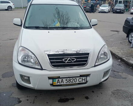 Белый Чери Тигго, объемом двигателя 2.4 л и пробегом 330 тыс. км за 3000 $, фото 5 на Automoto.ua