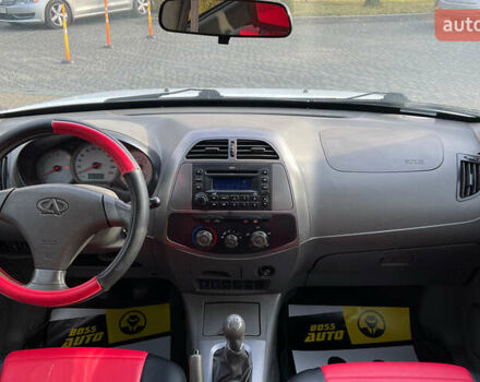 Белый Чери Тигго, объемом двигателя 2.4 л и пробегом 119 тыс. км за 4500 $, фото 11 на Automoto.ua