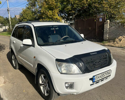Белый Чери Тигго, объемом двигателя 2.4 л и пробегом 107 тыс. км за 4700 $, фото 1 на Automoto.ua