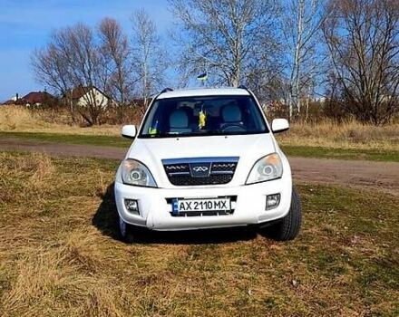 Белый Чери Тигго, объемом двигателя 2.4 л и пробегом 235 тыс. км за 4200 $, фото 4 на Automoto.ua