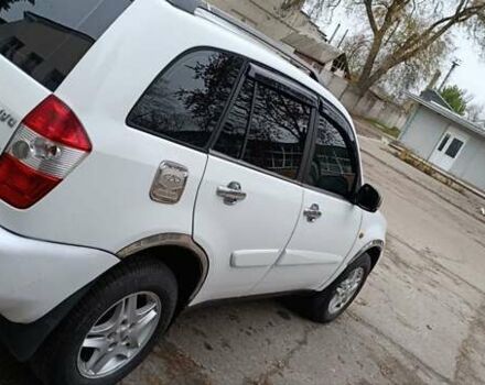 Белый Чери Тигго, объемом двигателя 2 л и пробегом 275 тыс. км за 2700 $, фото 4 на Automoto.ua