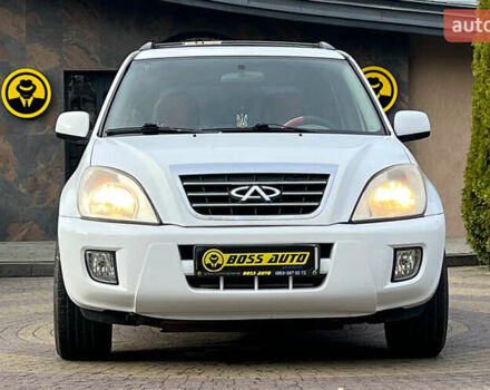 Белый Чери Тигго, объемом двигателя 2.4 л и пробегом 119 тыс. км за 4500 $, фото 1 на Automoto.ua