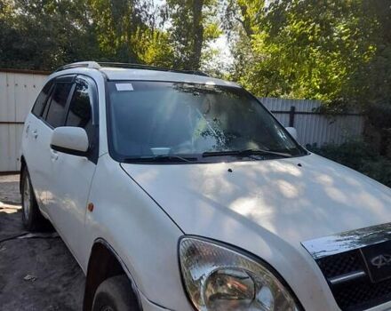 Білий Чері Тігго, об'ємом двигуна 2.35 л та пробігом 254 тис. км за 4100 $, фото 2 на Automoto.ua