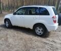Белый Чери Тигго, объемом двигателя 2.4 л и пробегом 230 тыс. км за 4200 $, фото 2 на Automoto.ua