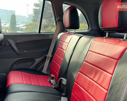 Белый Чери Тигго, объемом двигателя 2.4 л и пробегом 119 тыс. км за 4500 $, фото 16 на Automoto.ua