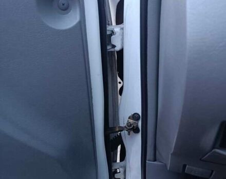 Белый Чери Тигго, объемом двигателя 2.4 л и пробегом 330 тыс. км за 3000 $, фото 9 на Automoto.ua