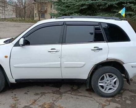 Белый Чери Тигго, объемом двигателя 2 л и пробегом 275 тыс. км за 2700 $, фото 3 на Automoto.ua