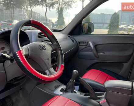 Белый Чери Тигго, объемом двигателя 2.4 л и пробегом 119 тыс. км за 4500 $, фото 9 на Automoto.ua