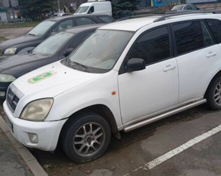 Білий Чері Тігго, об'ємом двигуна 2.4 л та пробігом 170 тис. км за 2000 $, фото 1 на Automoto.ua