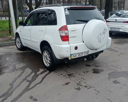 Белый Чери Тигго, объемом двигателя 2.4 л и пробегом 330 тыс. км за 3000 $, фото 2 на Automoto.ua