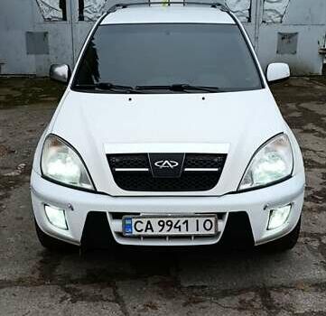 Белый Чери Тигго, объемом двигателя 2 л и пробегом 275 тыс. км за 2700 $, фото 9 на Automoto.ua