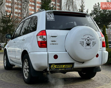 Белый Чери Тигго, объемом двигателя 2.4 л и пробегом 119 тыс. км за 4500 $, фото 4 на Automoto.ua