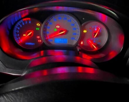 Белый Чери Тигго, объемом двигателя 1.8 л и пробегом 186 тыс. км за 4100 $, фото 4 на Automoto.ua