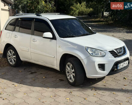 Білий Чері Тігго, об'ємом двигуна 1.85 л та пробігом 280 тис. км за 4350 $, фото 2 на Automoto.ua