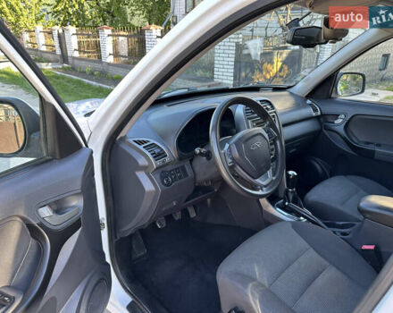 Белый Чери Тигго, объемом двигателя 1.85 л и пробегом 84 тыс. км за 7800 $, фото 12 на Automoto.ua