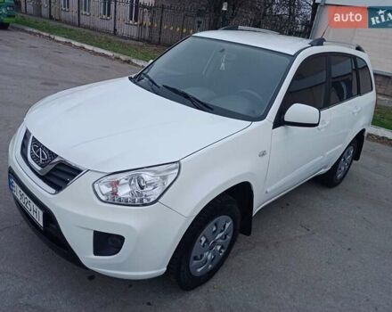 Белый Чери Тигго, объемом двигателя 1.8 л и пробегом 40 тыс. км за 6750 $, фото 14 на Automoto.ua
