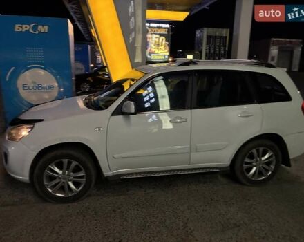 Белый Чери Тигго, объемом двигателя 2 л и пробегом 150 тыс. км за 7500 $, фото 1 на Automoto.ua