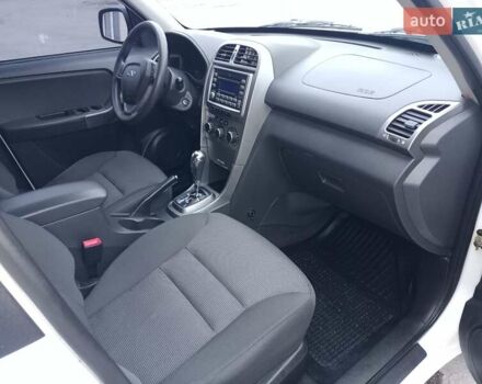 Белый Чери Тигго, объемом двигателя 1.8 л и пробегом 40 тыс. км за 6750 $, фото 48 на Automoto.ua