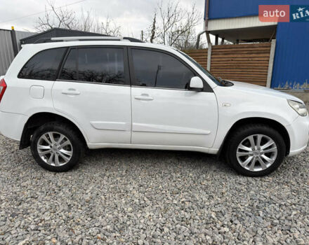 Белый Чери Тигго, объемом двигателя 1.85 л и пробегом 200 тыс. км за 4600 $, фото 3 на Automoto.ua