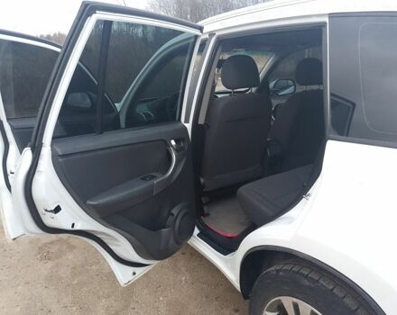 Белый Чери Тигго, объемом двигателя 1.6 л и пробегом 80 тыс. км за 5999 $, фото 10 на Automoto.ua