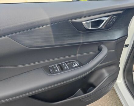 Білий Чері Тігго, об'ємом двигуна 1.5 л та пробігом 1 тис. км за 17220 $, фото 18 на Automoto.ua